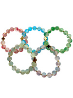 Браслет с крестом и стеклянными бусинами