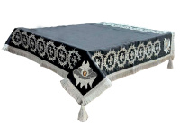 Скатерть постовая габардин, вышивка (терновый венок) 120/120 см