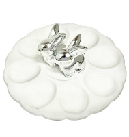 Тарелка подставка под пасхальные яйца керамика (серебряные зайчата)