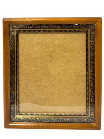 Рамка фигурная для литографии 20/24 (дерево) 27/32 см